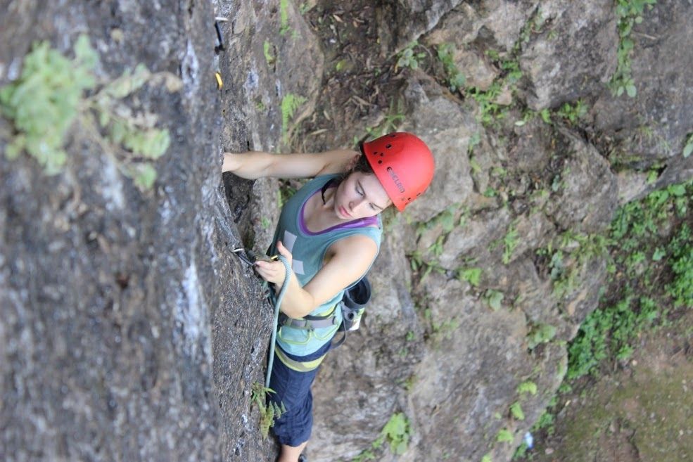 rock climbing in nepal