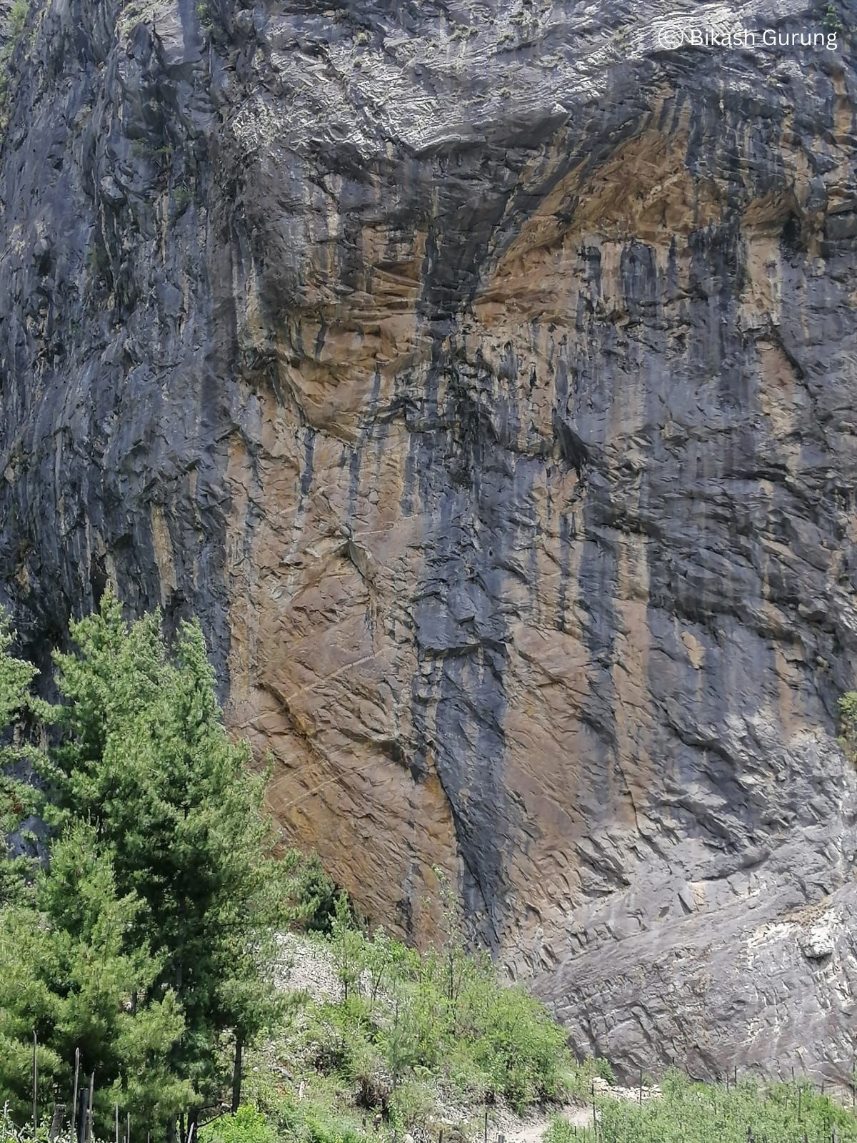 Manang Rock Climbing- Roadside